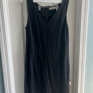 Elegant Black Sleeveless Dress